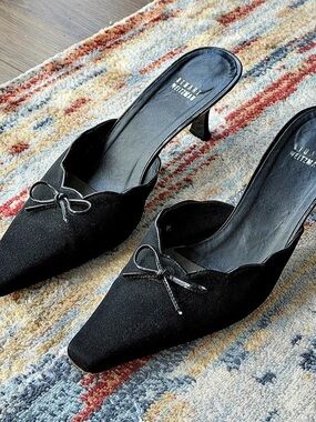 Stuart Weitzman Black Pointed-Toe Heeled Mules